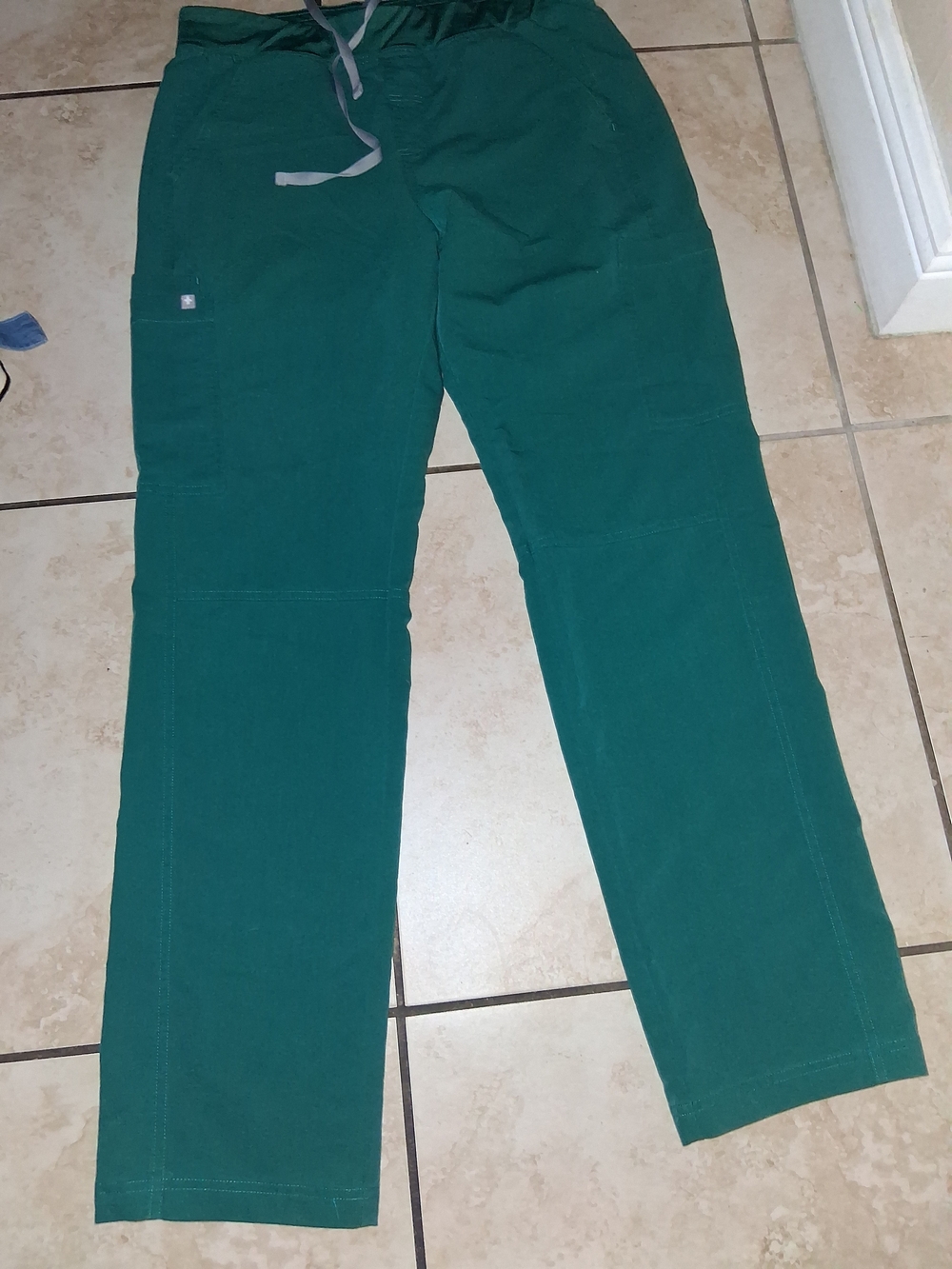 FIGS Kids Kelly Green Drawstring Jogger Scrub  Pants